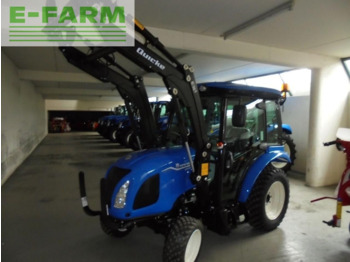 Traktor NEW HOLLAND