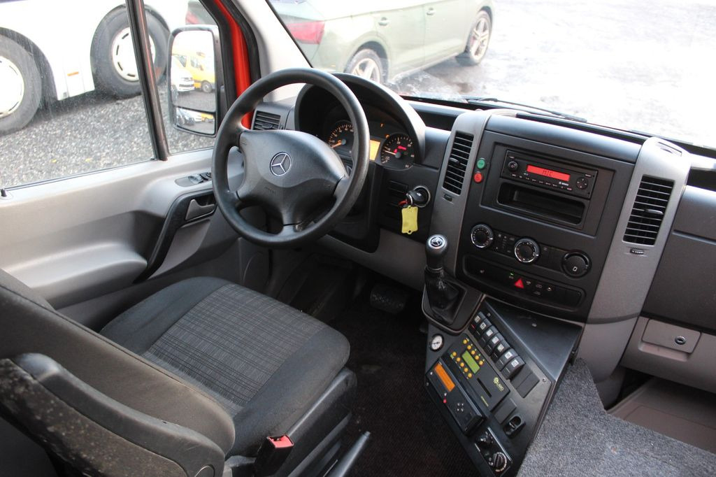 Minibus, Putnički kombi Mercedes-Benz Sprinter 516 CDi MidCity (21 Sitze): slika 5