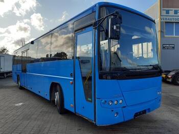 Prigradski autobus VOLVO B7R 8700; 12,7m; 49 seats; EURO4: slika 1