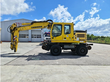 Bager točkaš LIEBHERR A 900