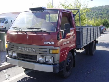 Toyota Dyna BU84 - Dostavno vozilo kiper