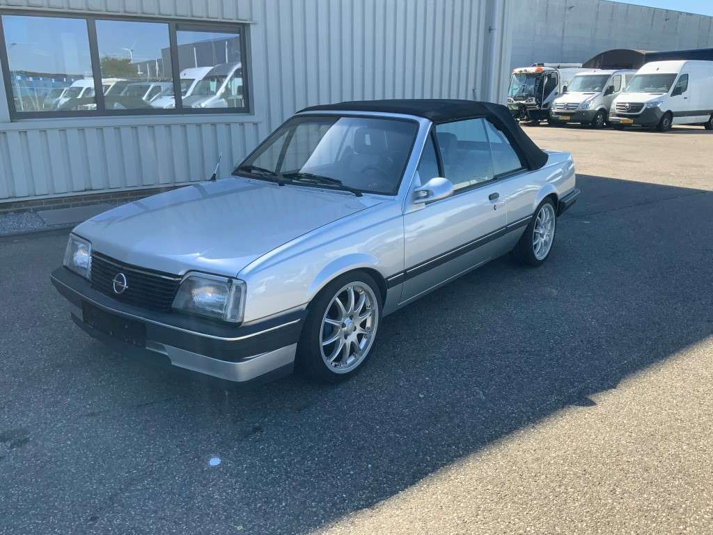 Automobil Opel Ascona 1.6 S Automaat Cabriolet Marge geen btw: slika 2