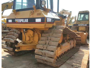 Buldožer CATERPILLAR D5M: slika 1