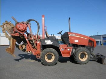 Ditch Witch RT55 COMBO - Građevinska mašina