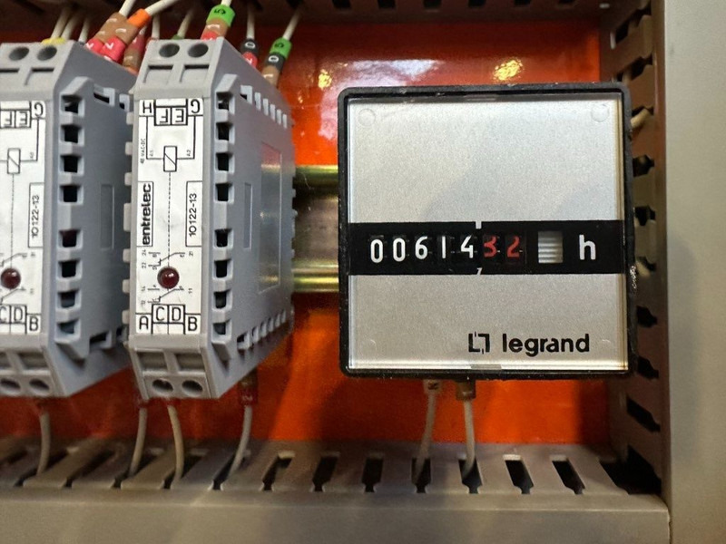 Set generatora SDMO Safari Ruggerini Mecc Alte Spa 8 kVA Silent generatorset as New ! 614 hours: slika 4
