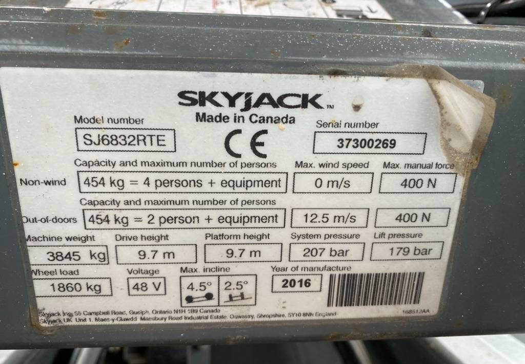 Lift u obliku makaza SkyJack SJ6832 RTE Electric 4x4 Scissor Work Lift 1175cm: slika 10