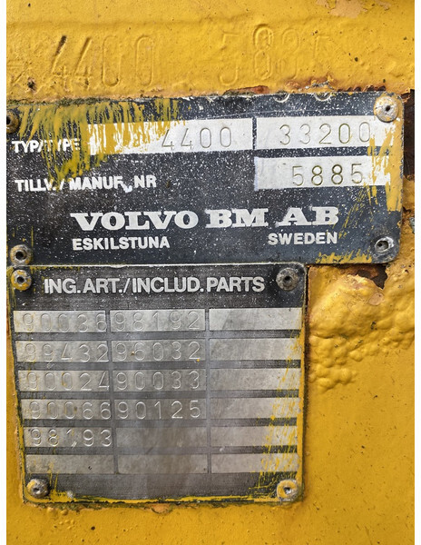 Utovarivač točkaš Volvo BM 4400: slika 14