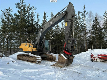 Bager guseničar Volvo EC300DL Excavator: slika 1