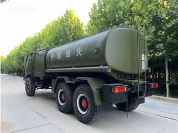 Kamion cisterna za prevoz goriva 6x6 all wheels drive all terrain fuel tank truck: slika 4