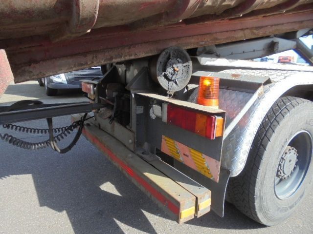 Kamion sa hidrauličnom kukom Ginaf X 3232 S +BULTHUIS + VDL CONTAINERBAKKEN: slika 7