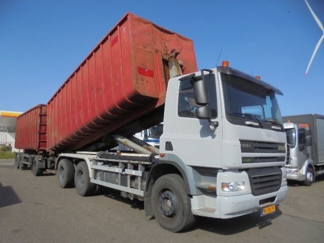 Kamion sa hidrauličnom kukom Ginaf X 3232 S +BULTHUIS + VDL CONTAINERBAKKEN: slika 2