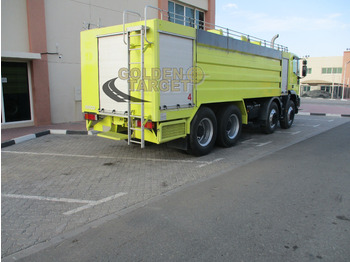 Kamion sa golom šasijom i zatvorenom kabinom IVECO Euro Trakker 420: slika 3