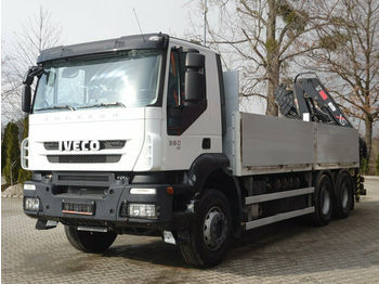Kamion sa tovarnim sandukom, Kamion sa dizalicom Iveco TRAKKER 360 6x4 EURO5 Pritsche mit Kran Hiab: slika 1