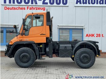 Unimog U400 4x4 Zapfwelle Hydraulik V. + H. AHK 28 t. - kamion sa golom šasijom i zatvorenom kabinom