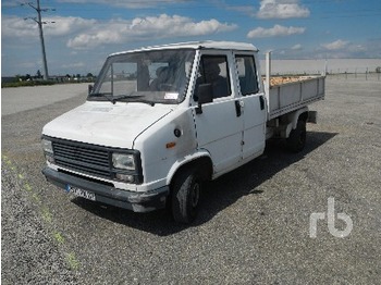 Peugeot J5 4X2 - Kamion sa tovarnim sandukom