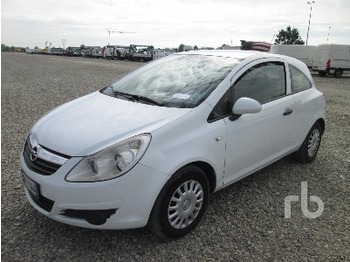 Opel CORSA - Kamion sa zatvorenim sandukom