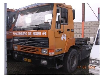 Terberg FL1350 WDG wide spread - Kamion za prevoz kontejnera/ Kamion sa promenjivim sandukom
