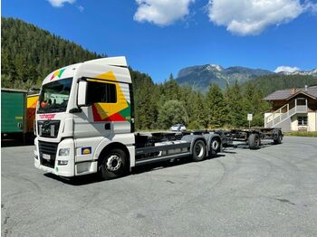 Kamion za prevoz kontejnera/ Kamion sa promenjivim sandukom MAN MAN TGX 26.500: slika 1