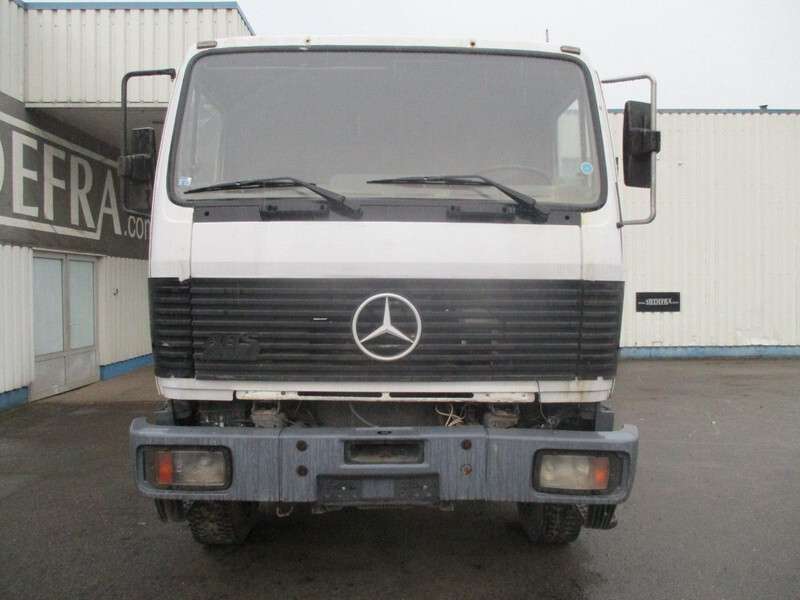 Kamion sa golom šasijom i zatvorenom kabinom Mercedes-Benz 2426 , V8 , 6x4 , Manual , Spring Suspension: slika 6