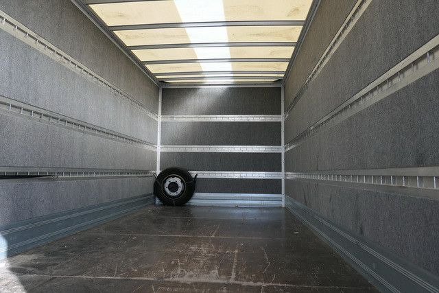 Kamion sa zatvorenim sandukom Mercedes-Benz 818 Atego 4x2, 6.200mm lang, Möbel, Klima: slika 8