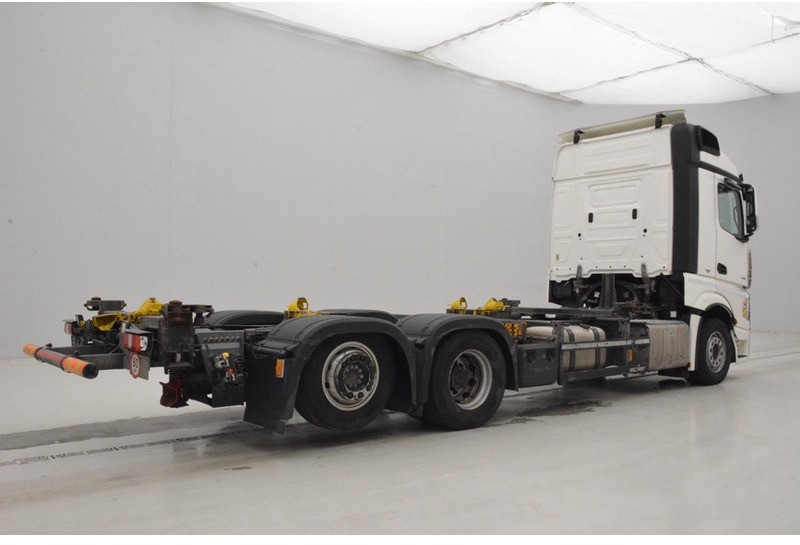 Kamion za prevoz kontejnera/ Kamion sa promenjivim sandukom Mercedes-Benz Actros 2545: slika 4