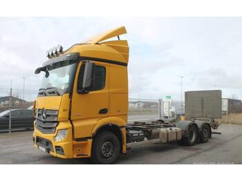 Kamion za prevoz kontejnera/ Kamion sa promenjivim sandukom Mercedes-Benz Actros 2545 6x2*4 serie 4710 Euro 6: slika 1