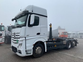 Kamion sa hidrauličnom kukom Mercedes-Benz Actros 2551 6x2 Abroller, E6 ,Retarder, Lenkachse: slika 1