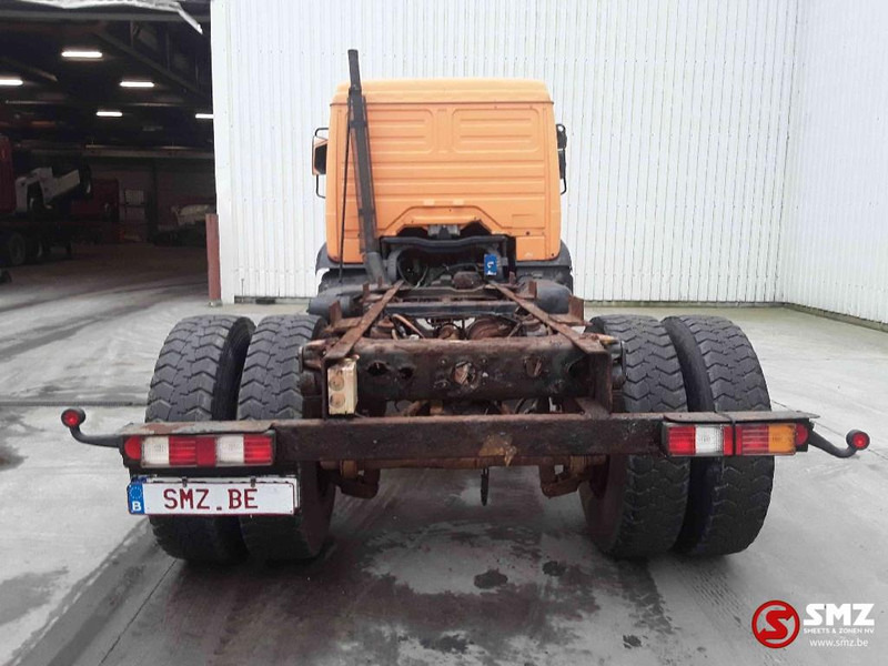 Kamion sa golom šasijom i zatvorenom kabinom Mercedes-Benz SK 1722 lames steel: slika 11