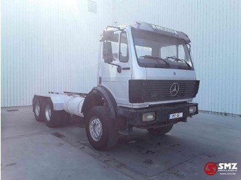 Kamion sa golom šasijom i zatvorenom kabinom Mercedes-Benz SK 2629 manual: slika 1