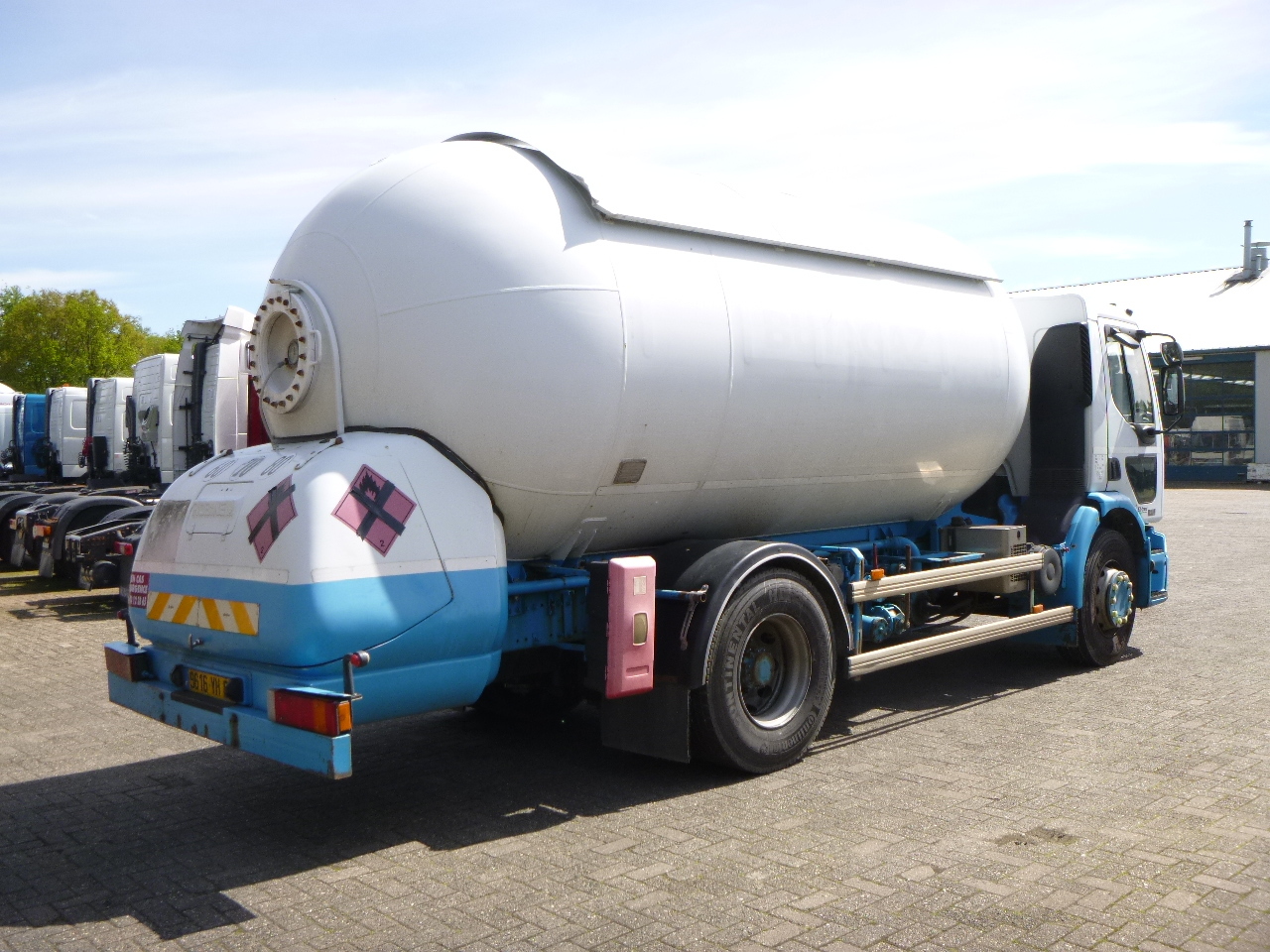 Kamion cisterna za prevoz LPG Renault Premium 270.19 4x2 gas tank 19.7 m3: slika 3
