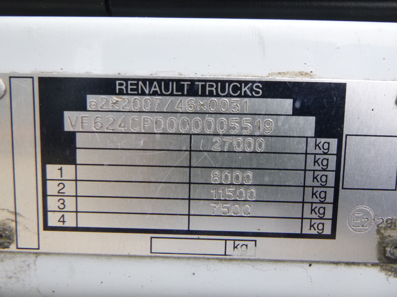 Kamion sa tovarnim sandukom, Kamion sa dizalicom Renault Premium 380 dxi 6x2 RHD + HMF 2620-K4: slika 34