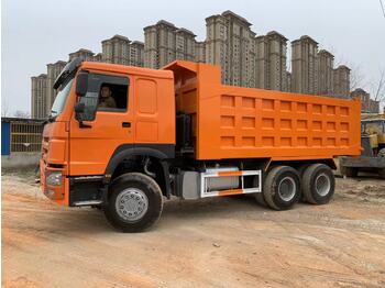 Istovarivač za prevoz teških mašina SINOTRUK Howo 371 Dump truck: slika 1