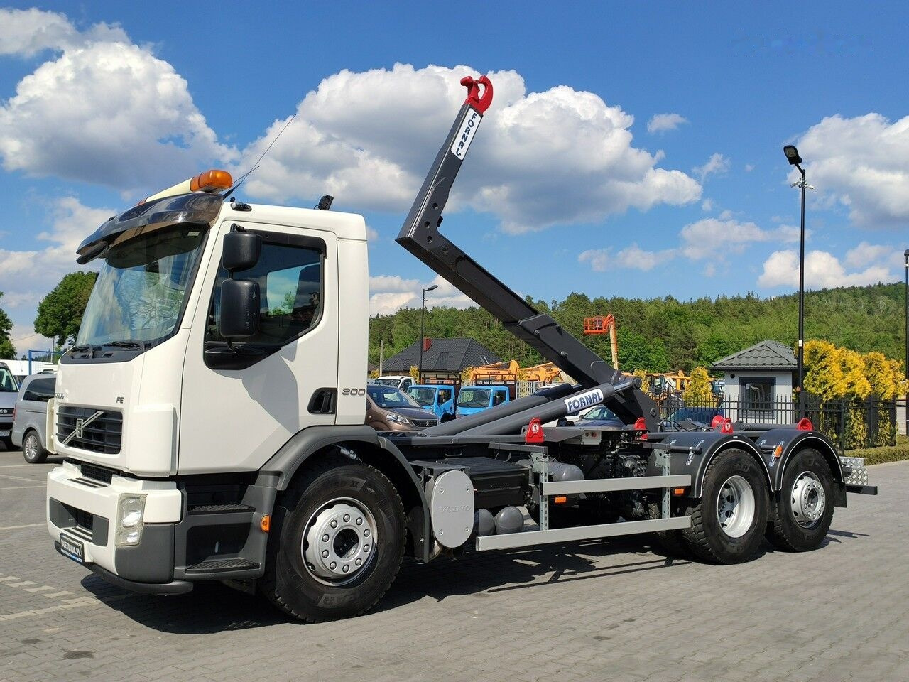 Kamion sa hidrauličnom kukom Volvo FE 26.300: slika 3