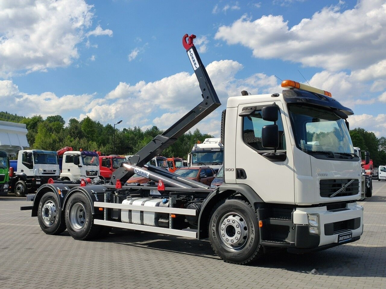 Kamion sa hidrauličnom kukom Volvo FE 26.300: slika 10