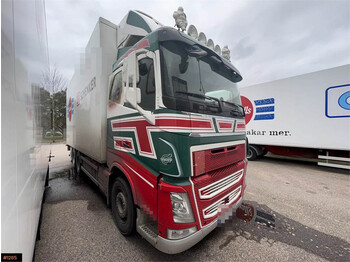 Kamion sa zatvorenim sandukom Volvo FH Refrigerated truck: slika 1