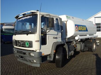 Kamion cisterna Volvo FL250 13000 LITER: slika 1