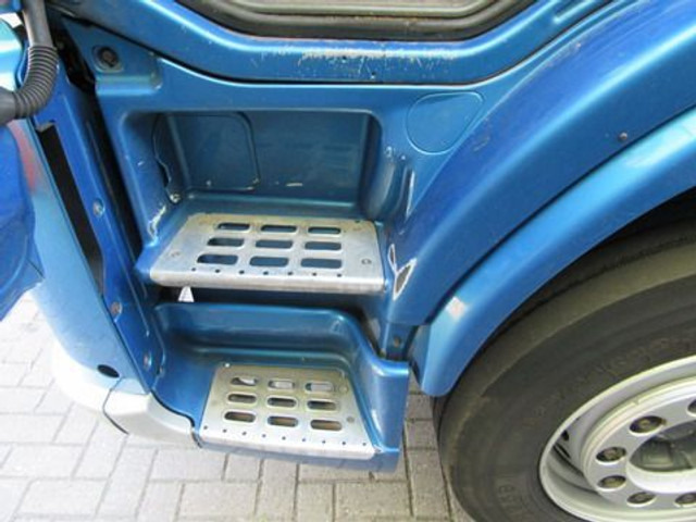 Kamion za prevoz stoke Volvo FM 9: slika 11