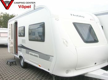 HOBBY De Luxe 490 UL
 - Kamp kombi