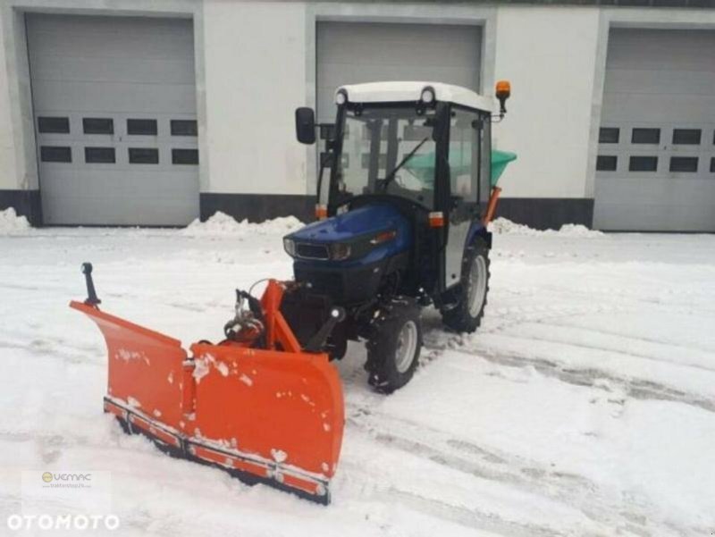 Novu Komunalni traktor Farmtrac Farmtrac 26 26PS Hydrostat Winterdienst Schneeschild Streuer NEU: slika 2