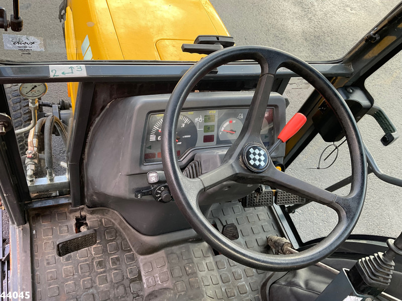 Autočistilica Kubota STV 40 4WD Wegdekreiniger: slika 15