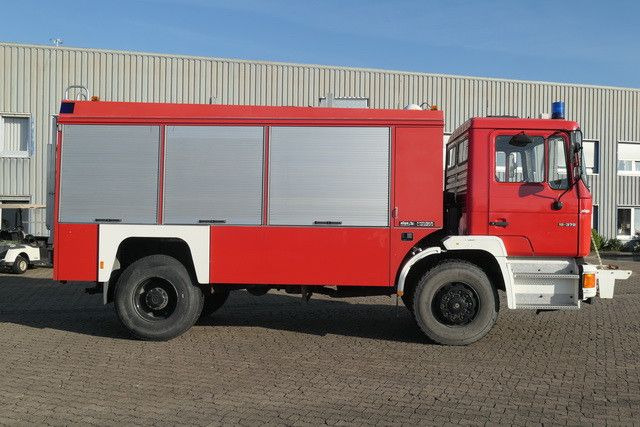 Vatrogasni kamion MAN 19.372 4x4, Feuerwehr, Rosenbauer, Allrad, 370PS: slika 3