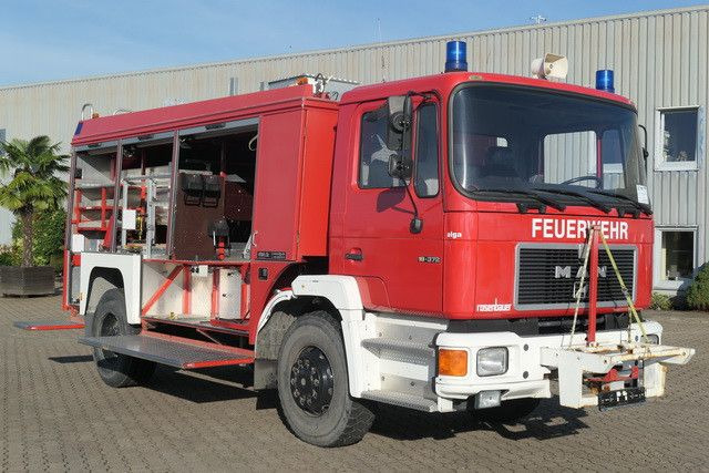 Vatrogasni kamion MAN 19.372 4x4, Feuerwehr, Rosenbauer, Allrad, 370PS: slika 2