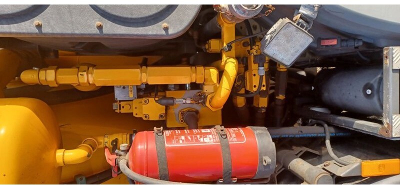 Vakuumska cisterna Mercedes-Benz Actros 3541 Actros 3241 8x4 Vacuum truck ADR: slika 9