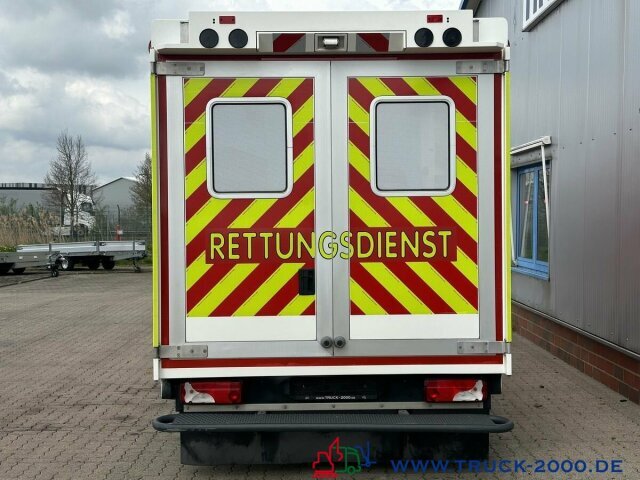 Vozilo hitne pomoći Mercedes-Benz Sprinter 519 CDI RTW Rettung Krankenwagen 124TKM: slika 3