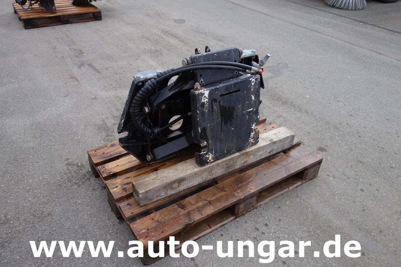 Komunalni traktor Unimog Multicar Frontanbau Adapterplatte Frontkraftheber Unimog-Multicar: slika 12