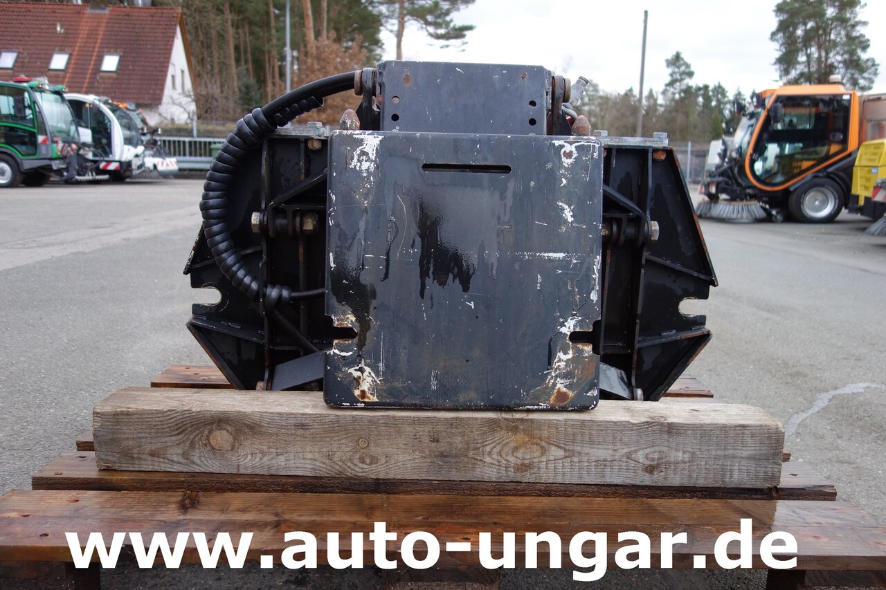 Komunalni traktor Unimog Multicar Frontanbau Adapterplatte Frontkraftheber Unimog-Multicar: slika 3