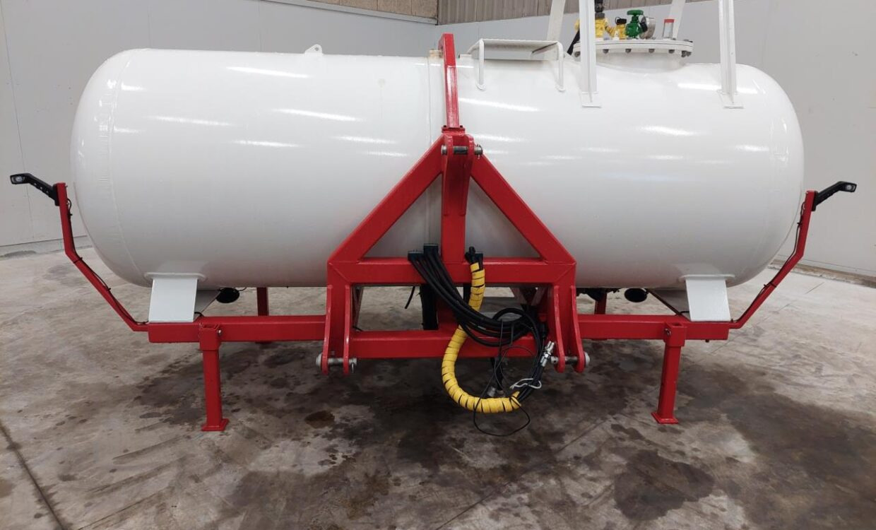 Oprema za đubrenje, Rezervoar za skladištenje Agrodan Ammoniak-tank med ISO-BUS styr: slika 2