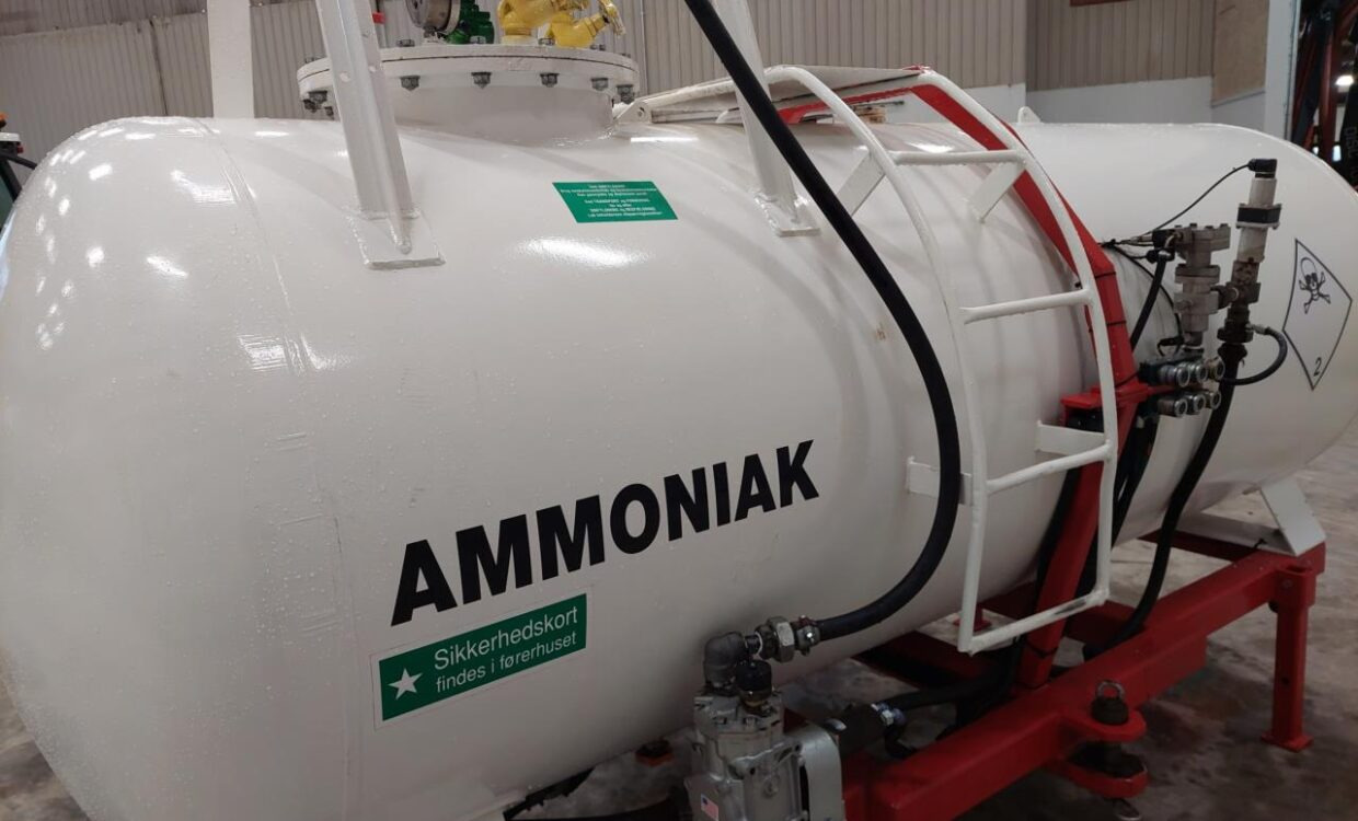 Oprema za đubrenje, Rezervoar za skladištenje Agrodan Ammoniak-tank med ISO-BUS styr: slika 9