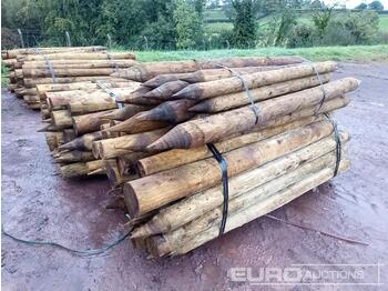 Poljoprivredna mašina Bundle of Timber Posts (3 of): slika 1