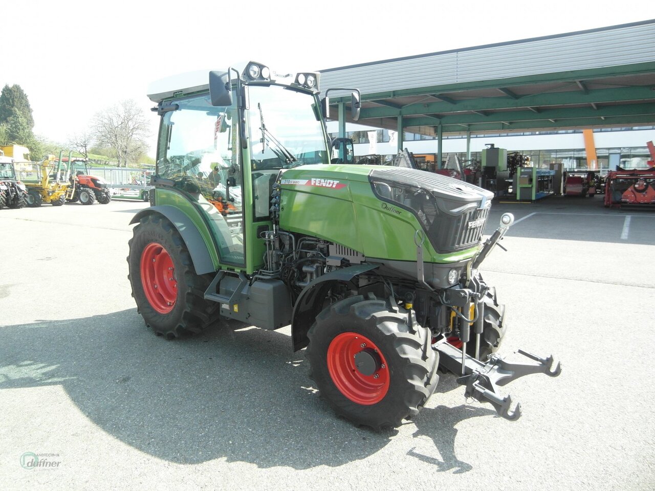 Novu Traktor Fendt 210 Vario: slika 2